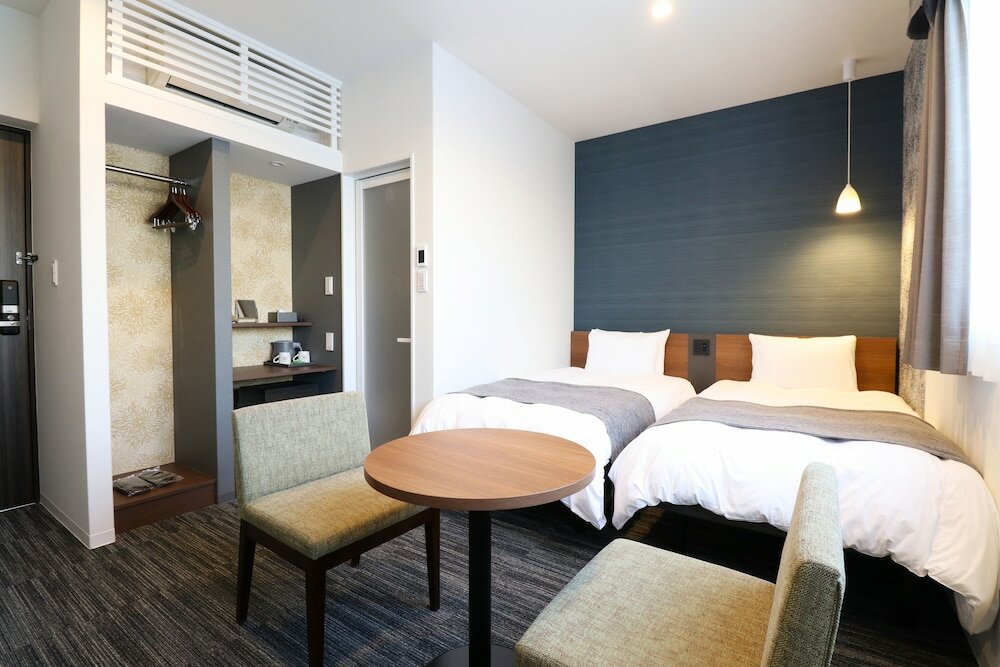 Фото M's Hotel Nijojo Oike