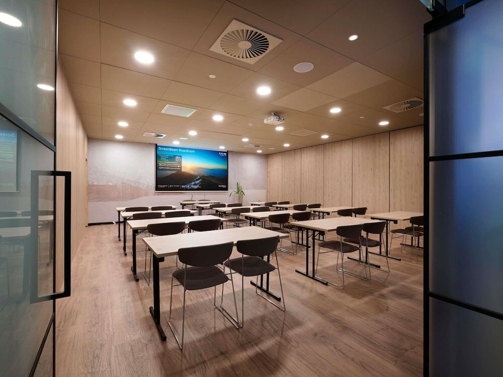 Фото Novotel Ieper Centrum Flanders Fields