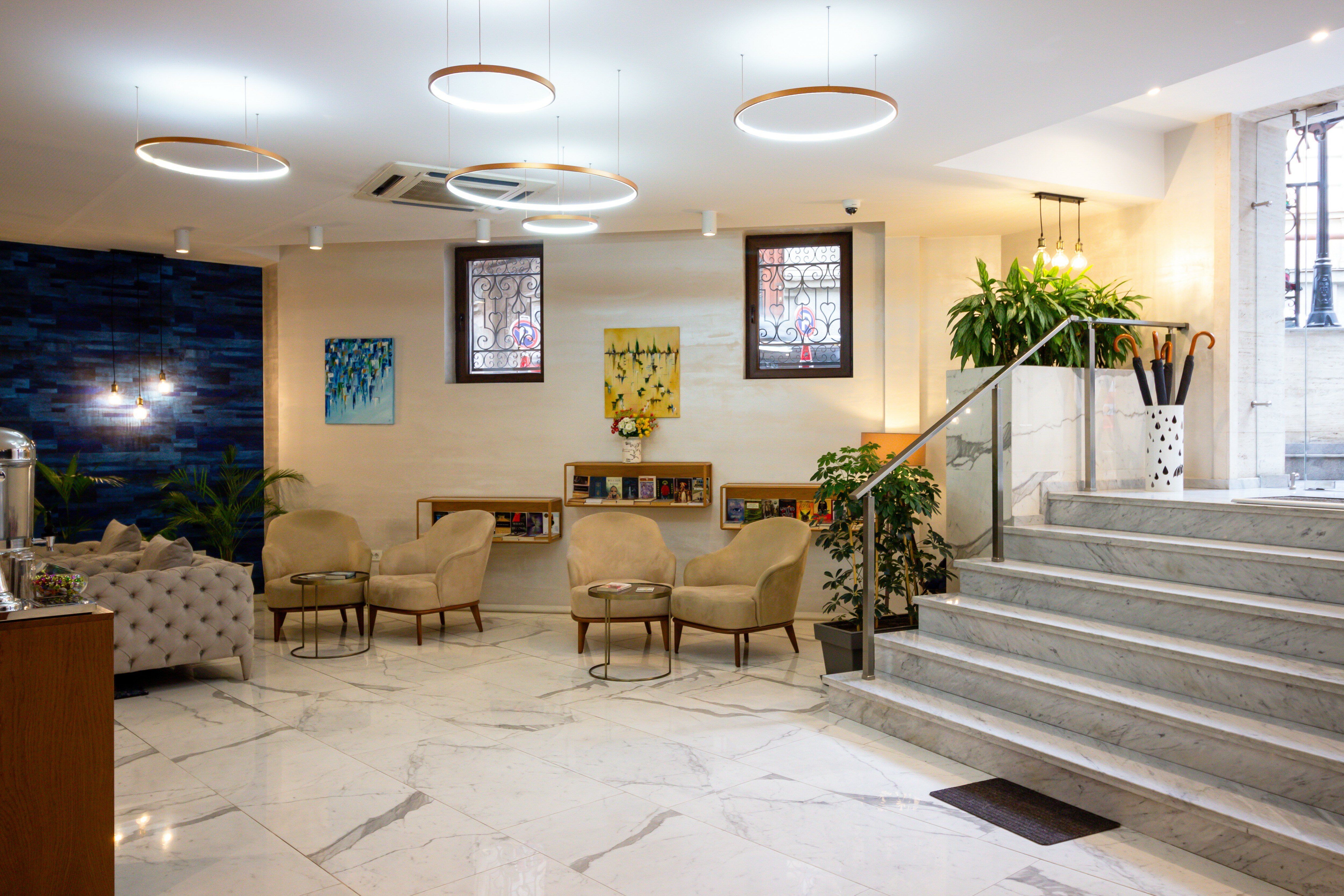 Фото Silver 39 Corner Hotel