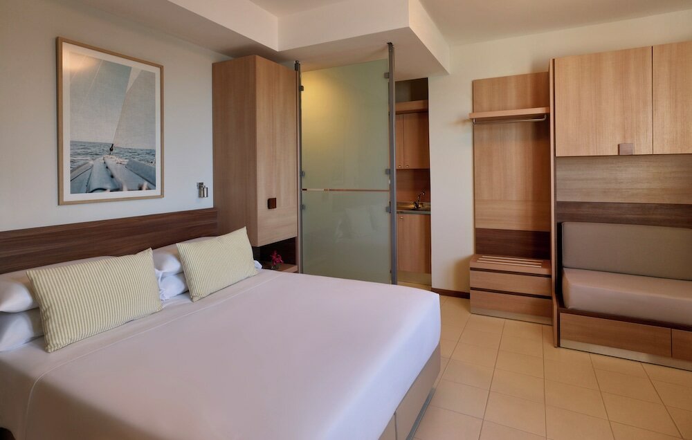 Фото Serena Majestic Hotel Residence