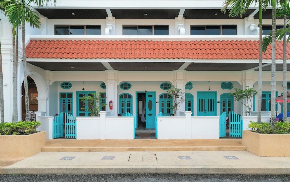 Фото The Old Phuket Karon Beach Resort