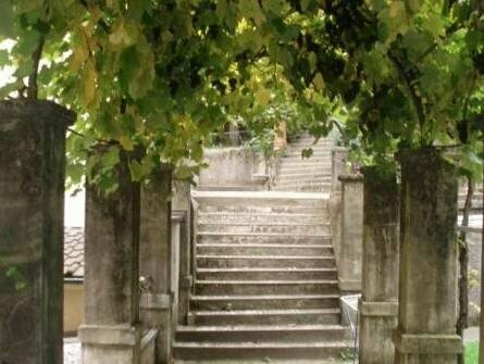 Хостел Ostello Montebello - Bellinzona Youth Hostel в Беллинцоне