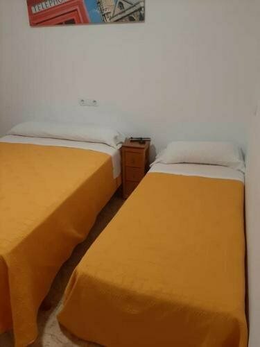 Гостиница Pension La Ferroviaria в Сарагосе