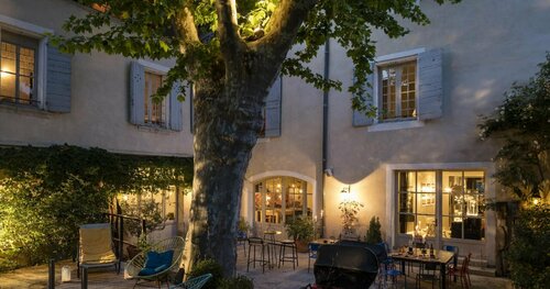 Гостиница La Maison sur la Sorgue - Esprit de France в Апте