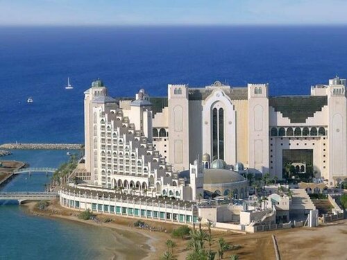 Гостиница Herods Boutique Eilat a Premium Collection by Fattal Hotels в Южном АО