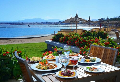 Гостиница Beach Albatros Resort - All Inclusive в Хургаде