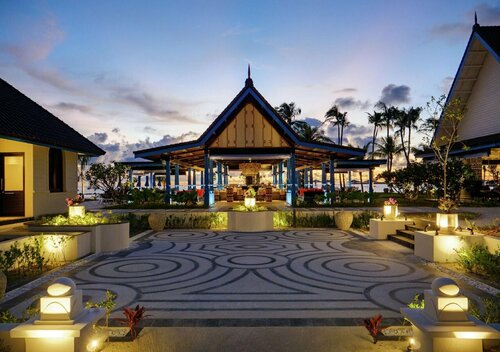 Гостиница SAii Lagoon Maldives, Curio Collection by Hilton на Мальдивах