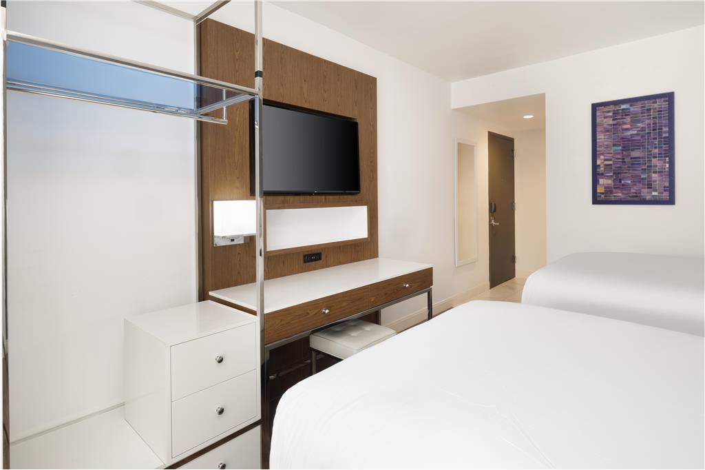 Фото Best Western Premier Empire State Hotel