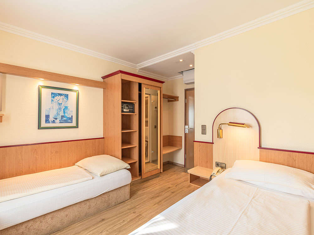 Фото Parkhotel Crombach