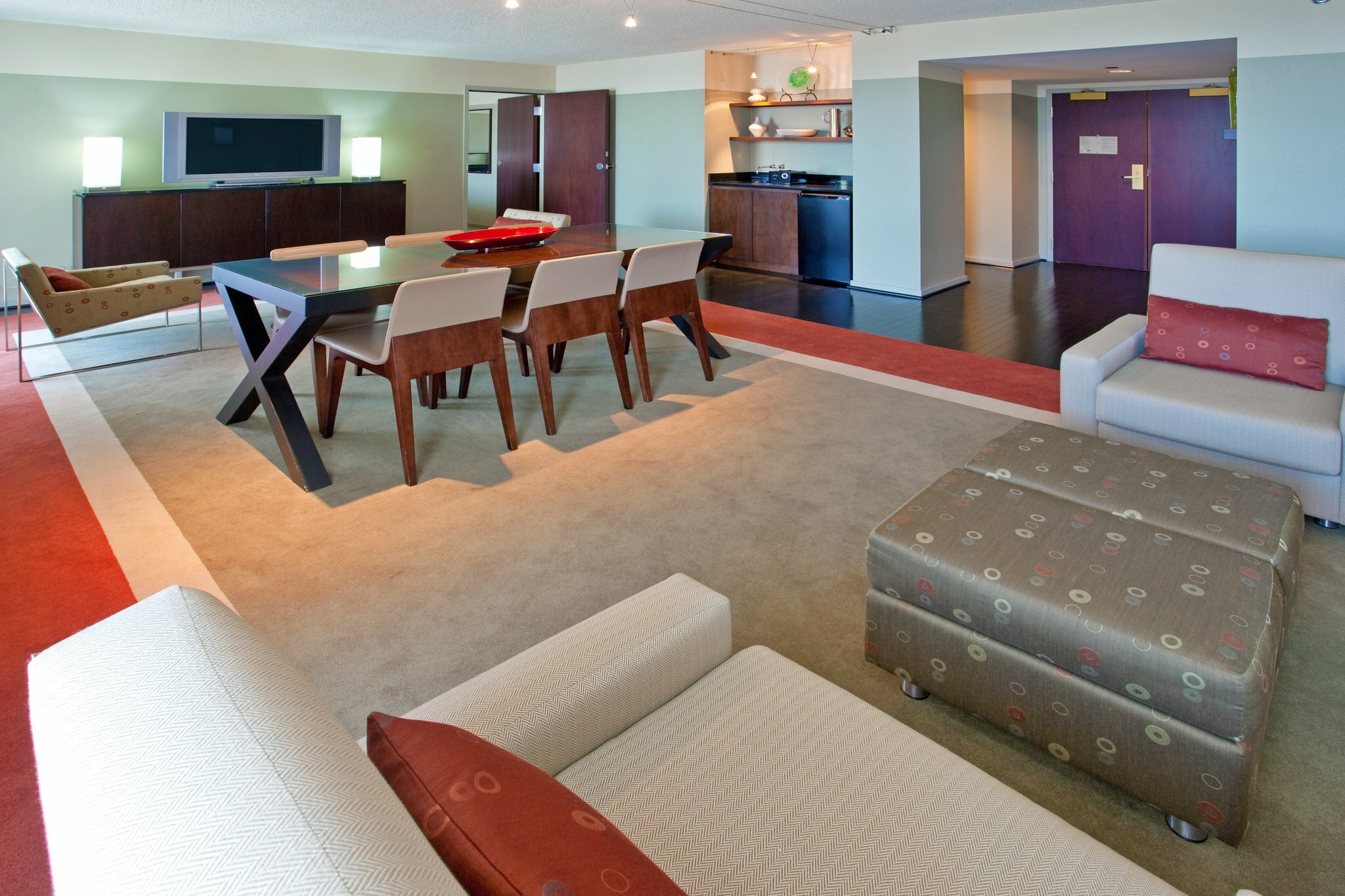 Фото Crowne Plaza Chicago West Loop, an Ihg Hotel