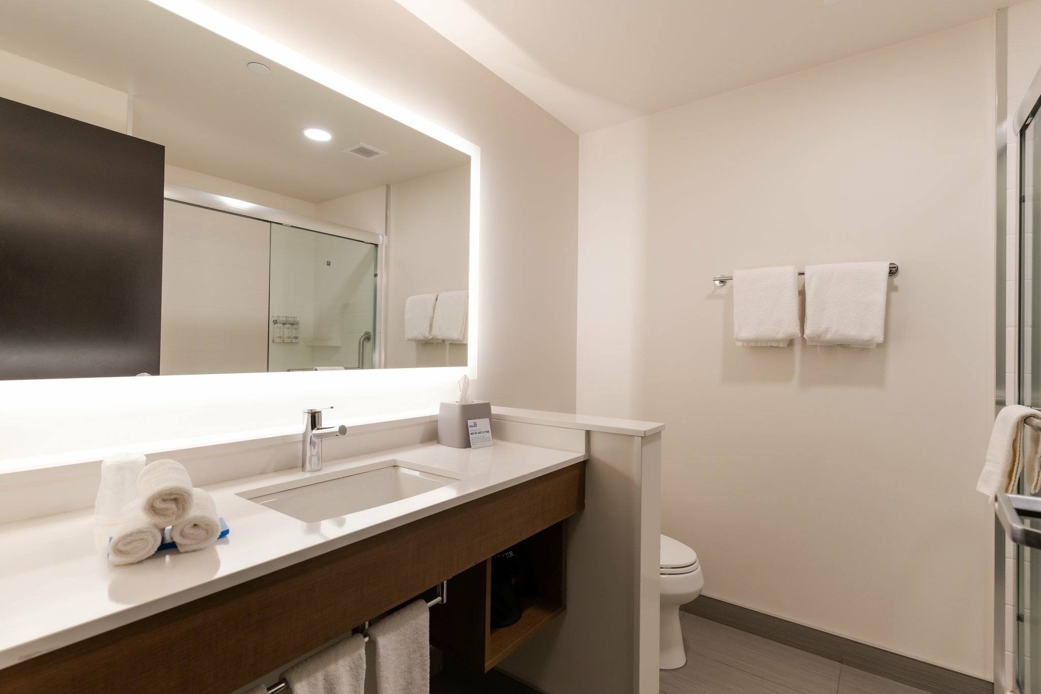 Фото Holiday Inn Express & Suites Edmonton Sw - Windermere, an Ihg Hotel