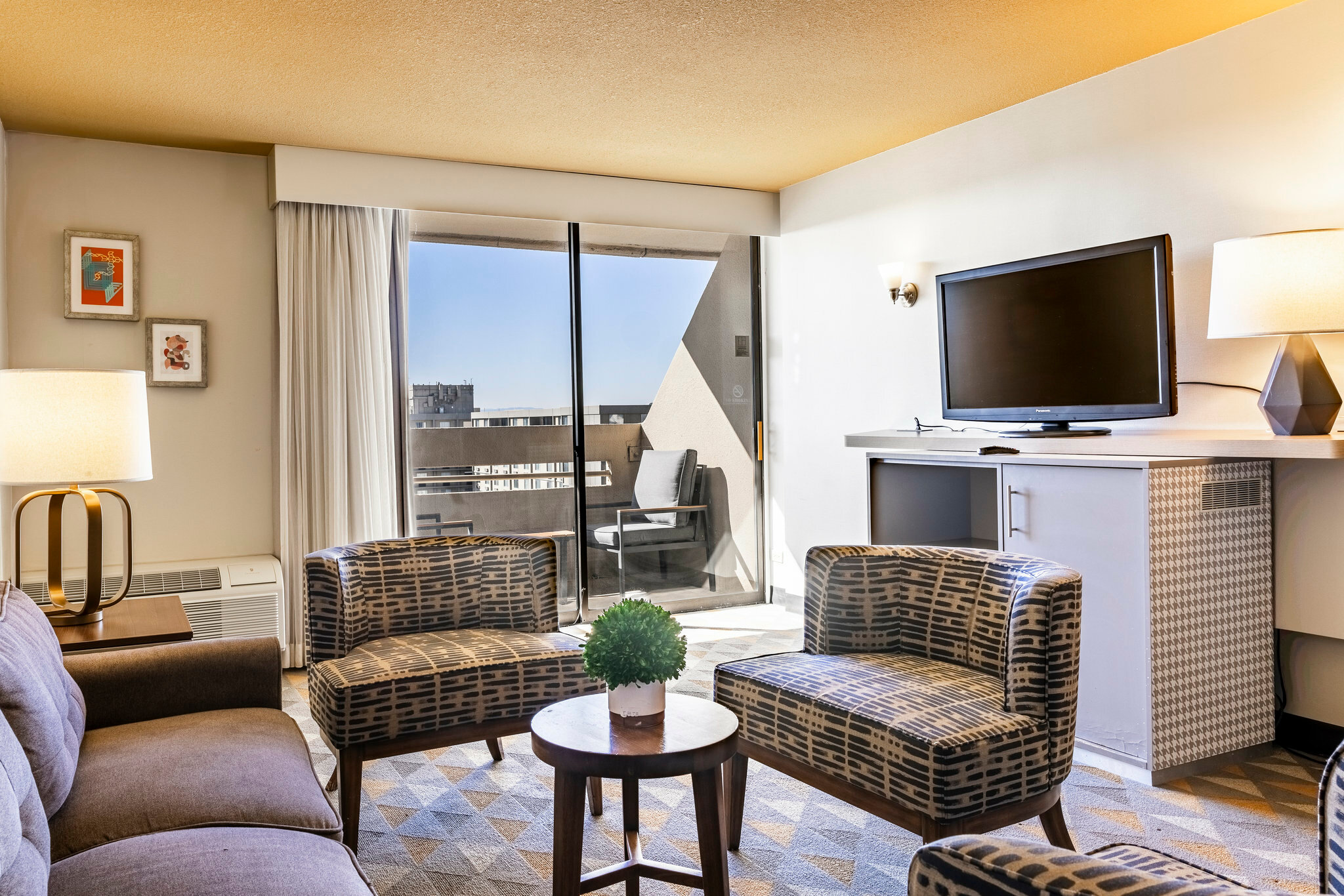 Фото Holiday Inn Denver East, an Ihg Hotel