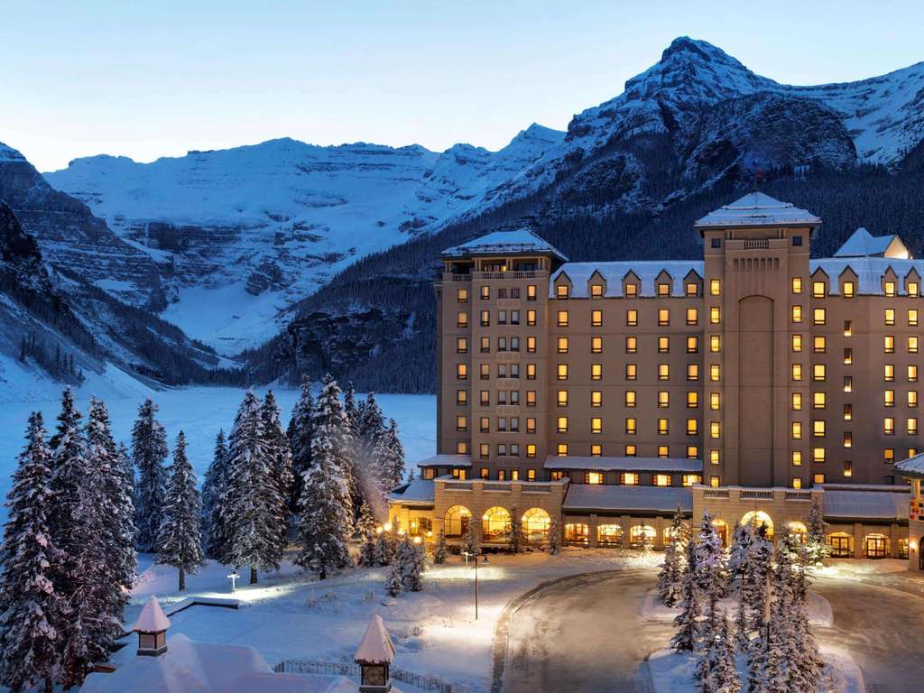 Фото Fairmont Chateau Lake Louise