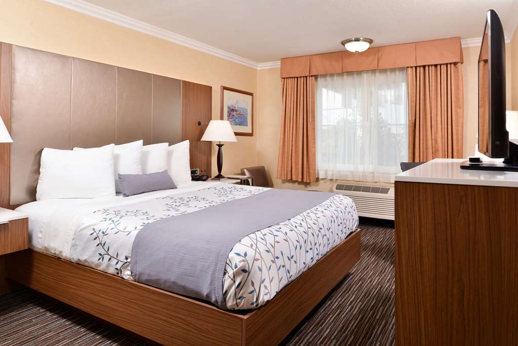 Фото Best Western Airpark Hotel-Los Angeles Lax Airport