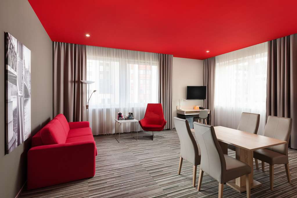 Фото Park Inn by Radisson Budapest