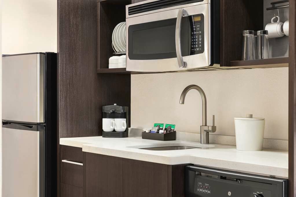 Фото Home2 Suites by Hilton Lubbock