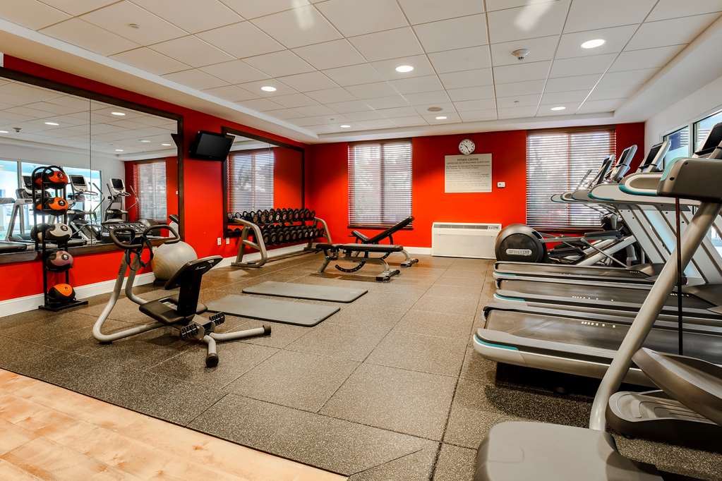 Фото Hilton Garden Inn Melville