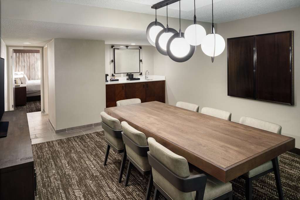 Фото Embassy Suites by Hilton Orlando North
