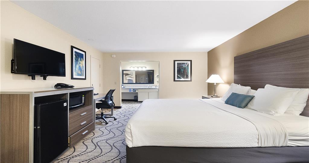 Фото SureStay Plus Hotel by Best Western Sacramento North