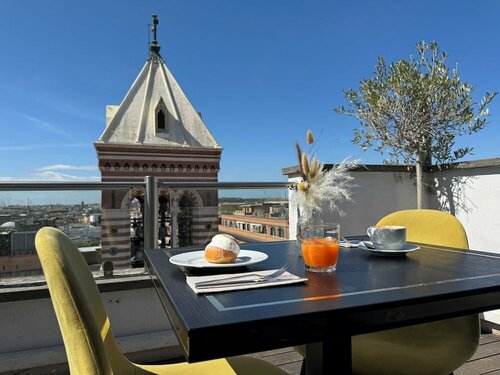 Гостиница Hotel La Griffe в Риме