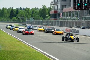 Фото 6 автошколы «Гоночная школа Каменского»