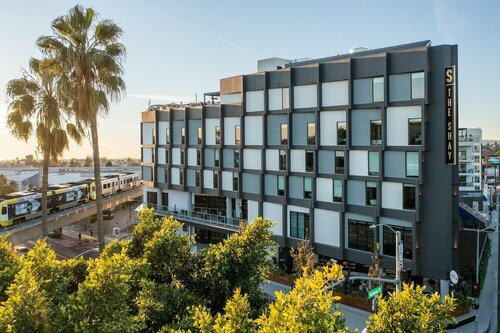 Гостиница The Shay, a Destination by Hyatt Hotel в Калвер-Сити