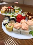 Miamisushi (79-oy Gvardeyskoy Divizii Street, 9Е) ، متجر السوشي واللفائف
