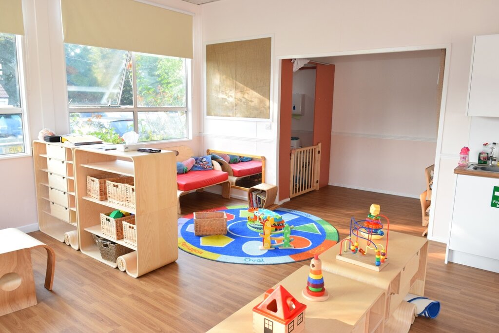 School Bright Horizons Haydon Hall Montessori Day Nursery, London, photo
