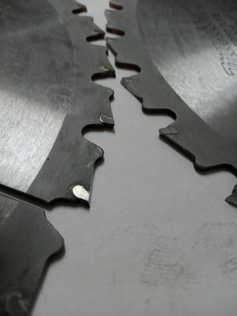 Здесь прокат и ремонт электроинструмента, пункт проката, Гостиничная ул ...