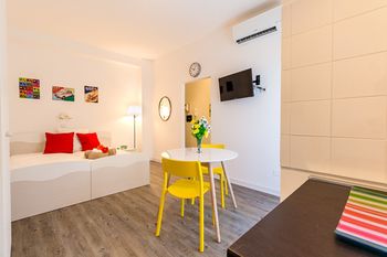 Фото Alessia's Flat - Naviglio Grande 2