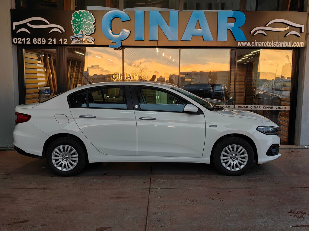 Car dealership Cinar Automotive, Istanbul, photo