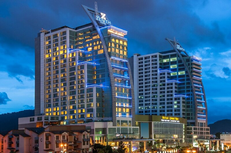 Гостиница The Zenith Hotel в Куантане