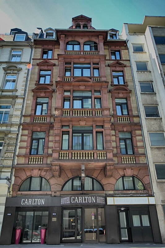 Гостиница Hotel Carlton во Франкфурте-на-Майне