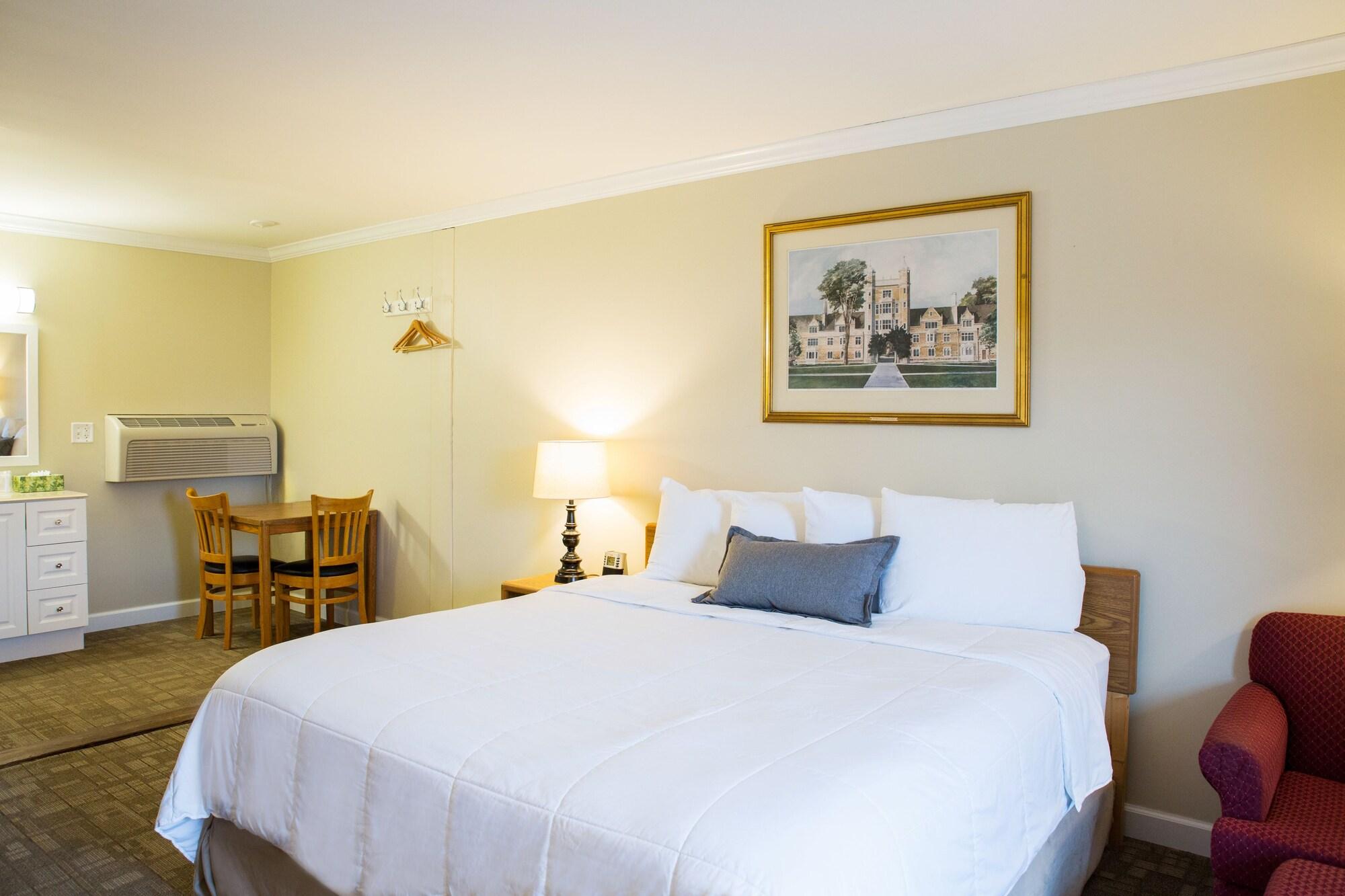 Фото The University Inn Ann Arbor