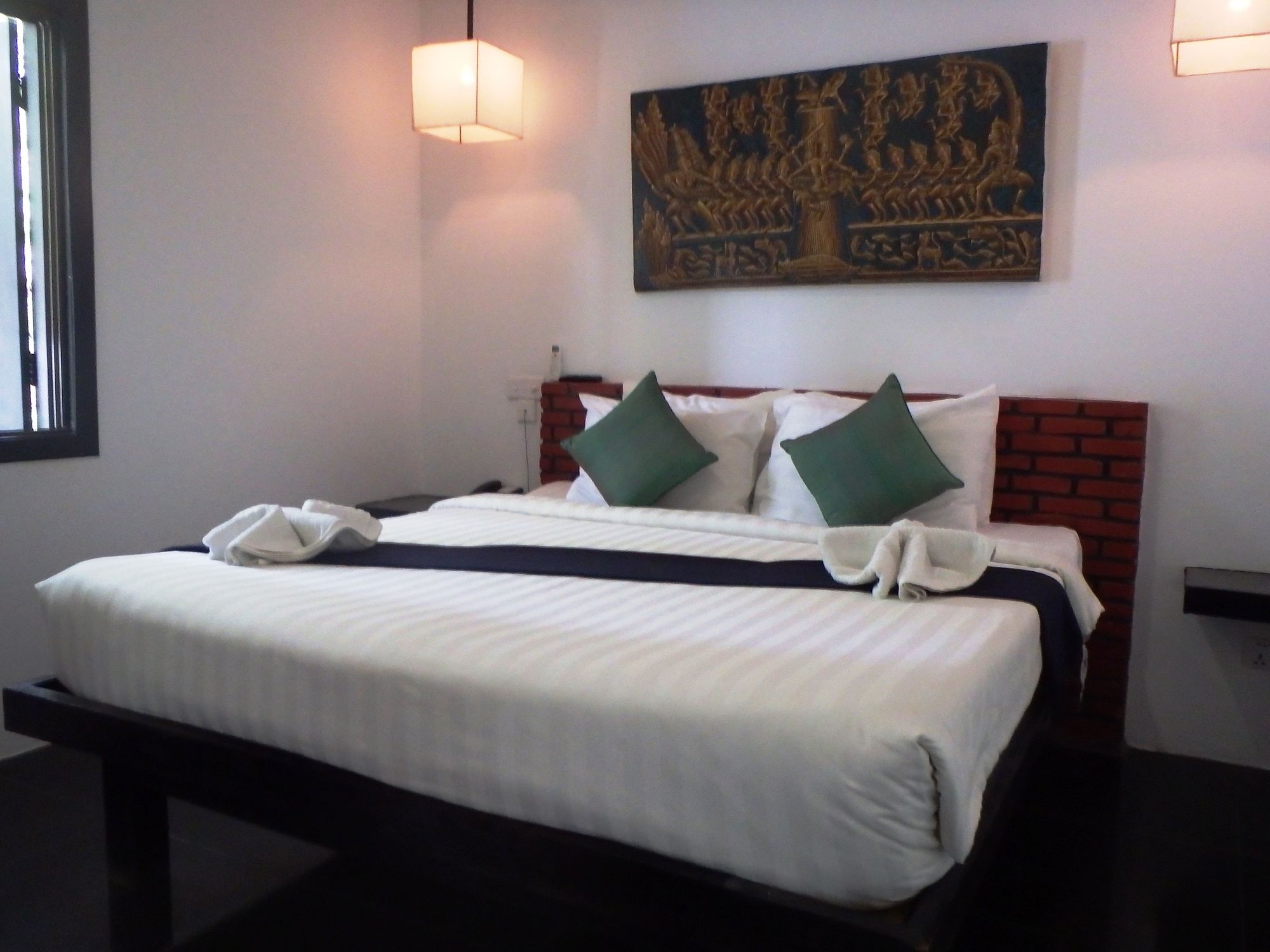 Фото Hotel The Angkor Crescent