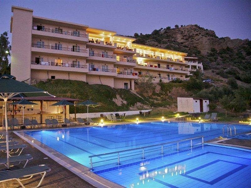 Гостиница The Maxine Hotel - Adults Only