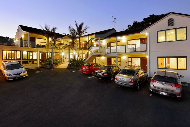 Гостиница Whangaparaoa Lodge Motel