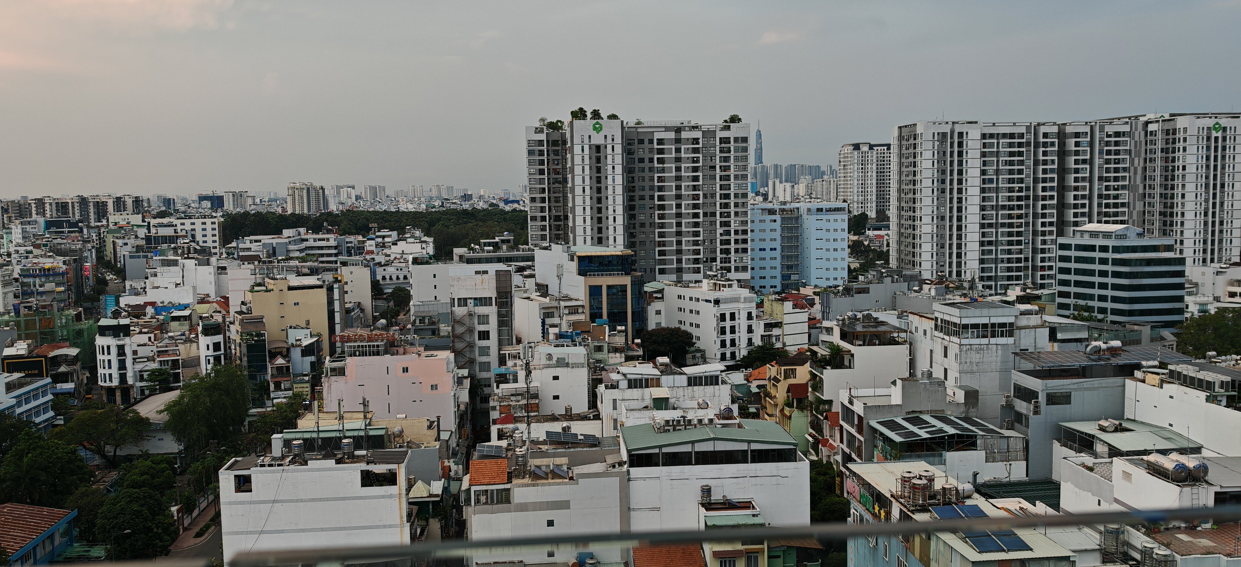 Фото Ibis Saigon Airport
