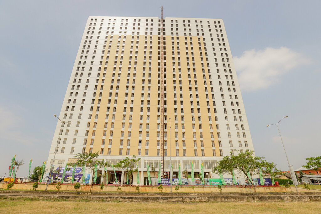 Hotel Oyo 630 Green Lake View Cimanggis, Depok, photo