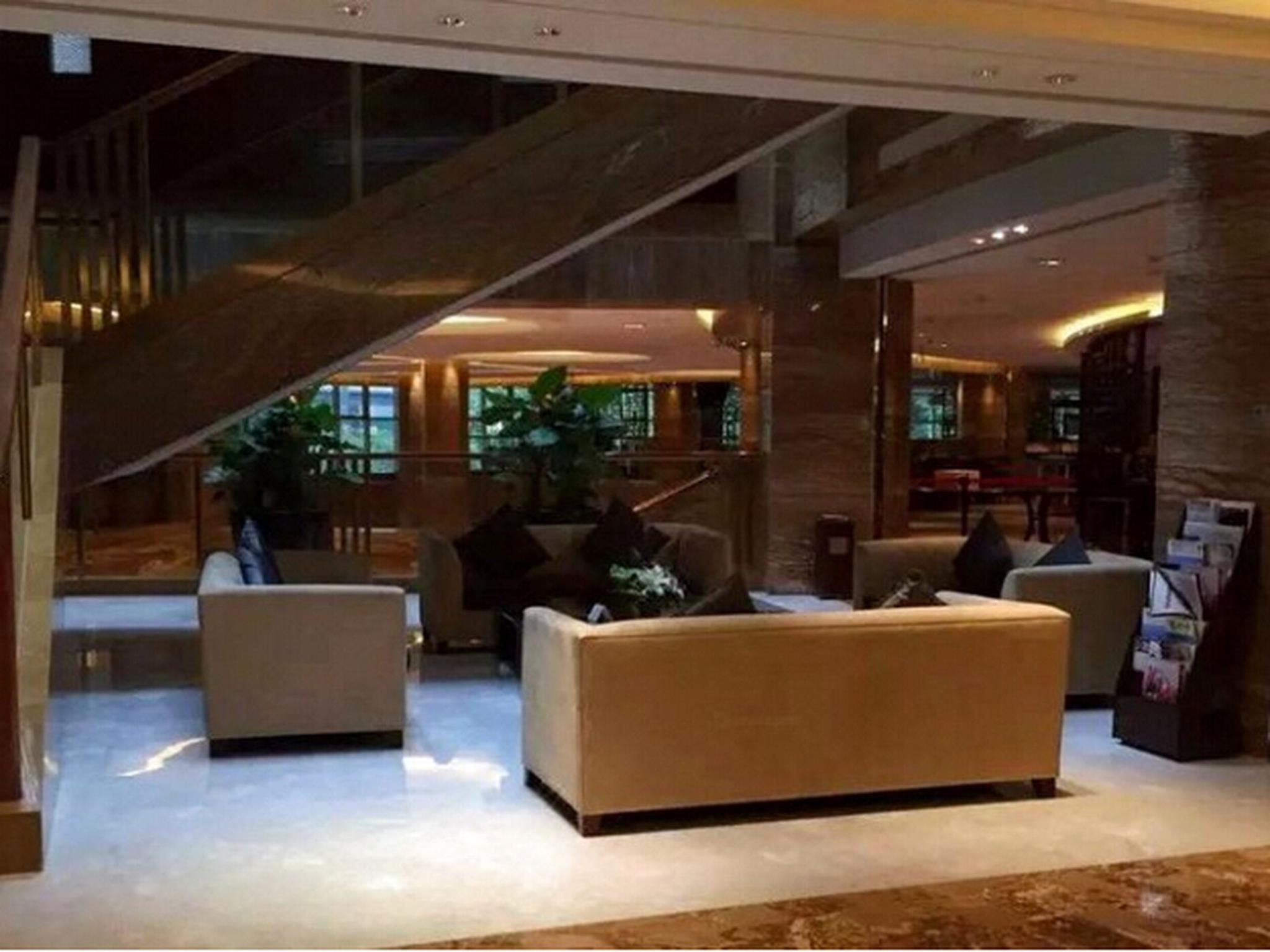 Фото Chengdu Minya Hotel