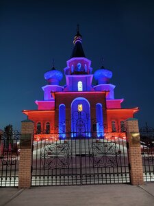 Church of the Transfiguration of the Savior (ulitsa Karla Marksa, 19), iglesia ortodoxa