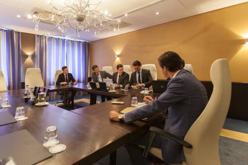 Фото Hotel Van der Valk Maastricht