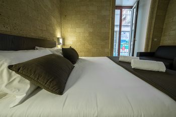 Фото Napoli Chiaia 32 Deluxe Residence