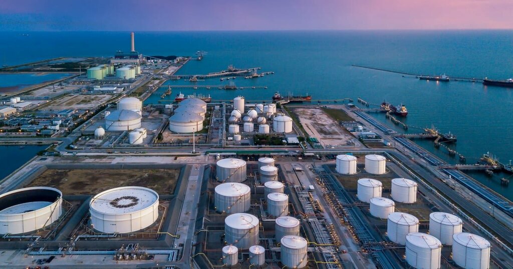 Oil products Maddox Energy Dmcc, Emirate of Sharjah, photo