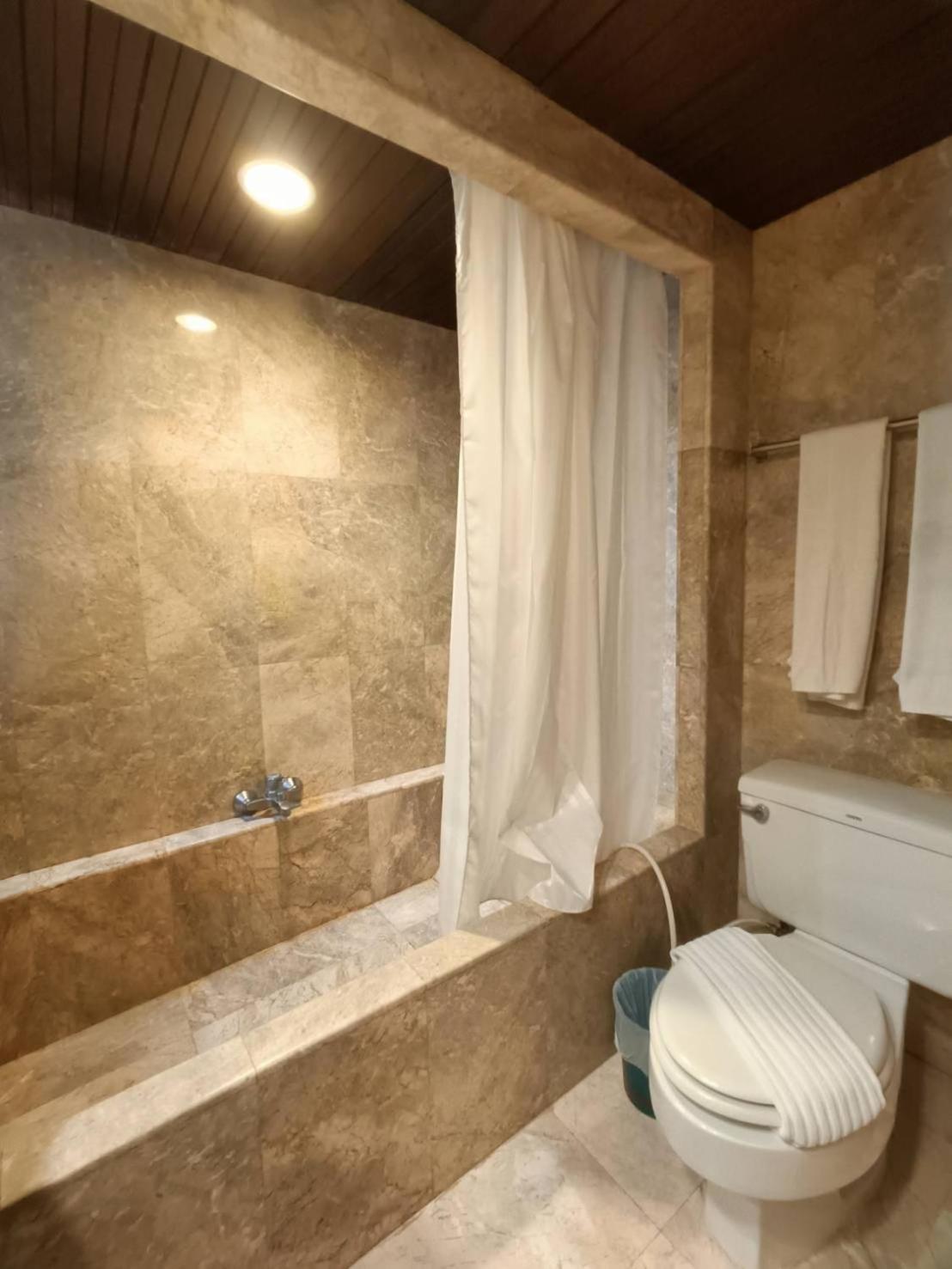 Фото The Monaco Residence Pattaya