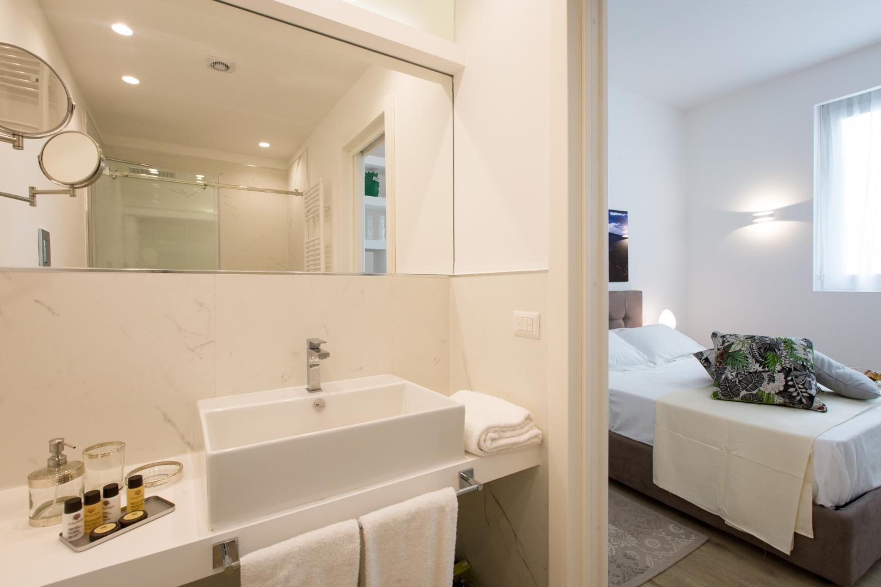 Фото Palermo In Suite Aparthotel Shs