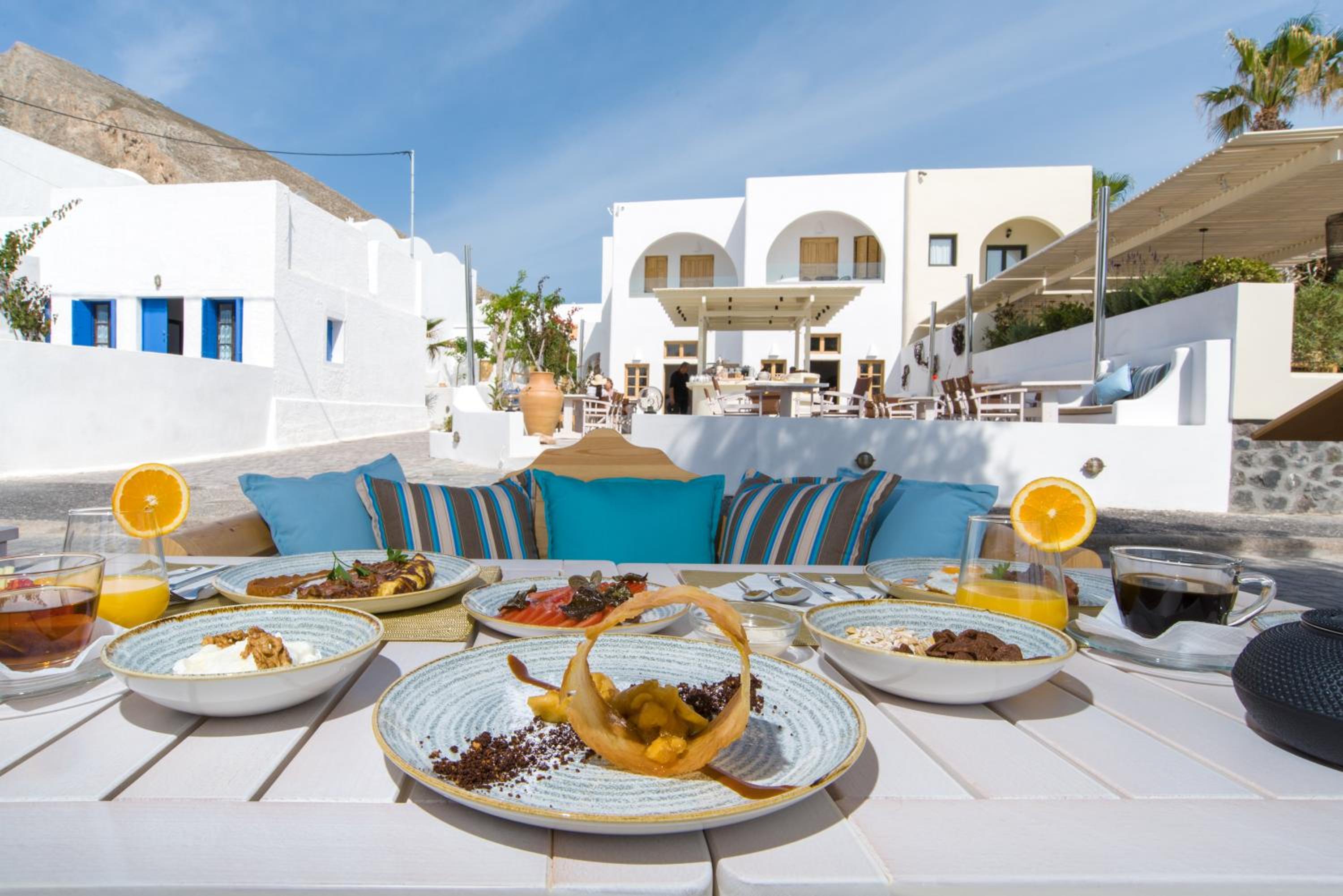 Фото Santorini Crystal Blue Boutique Hotel