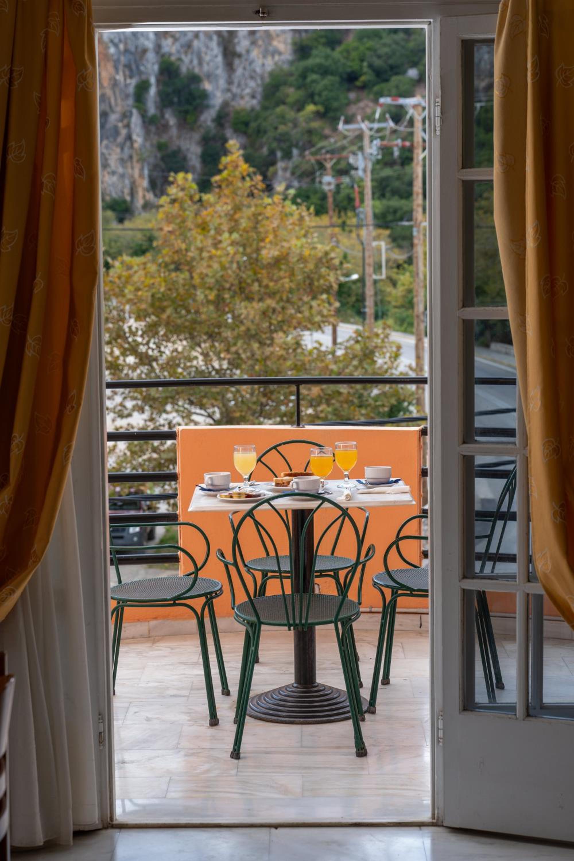 Фото Odysseus Palace