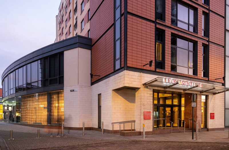 Гостиница Jurys Inn Leeds в Лидсе