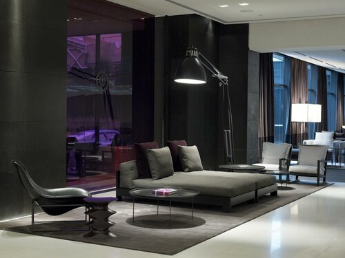 The Met Hotel